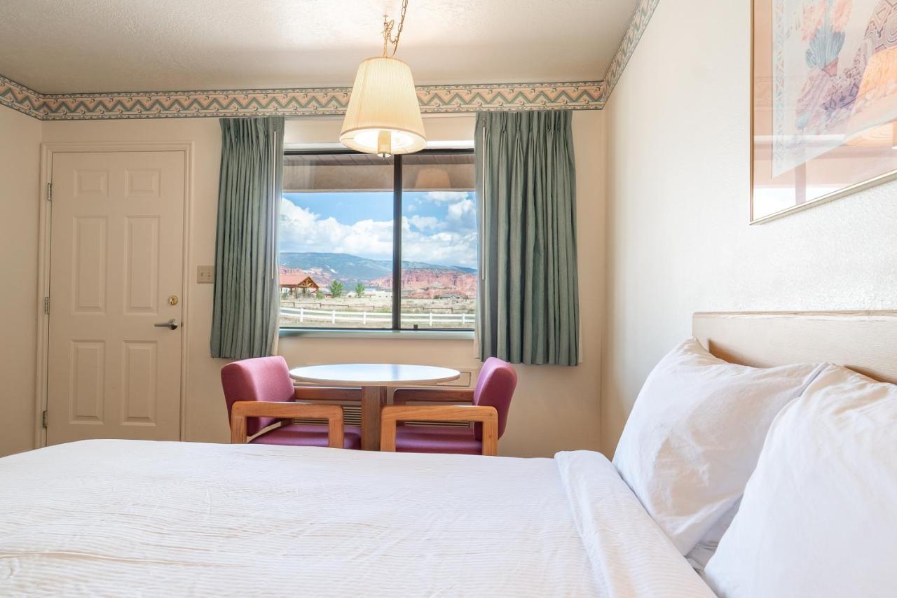 Motel Torrey Kültér fotó