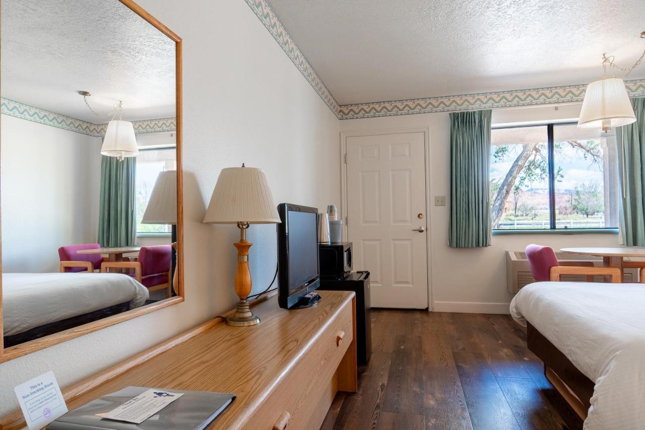 Motel Torrey Kültér fotó